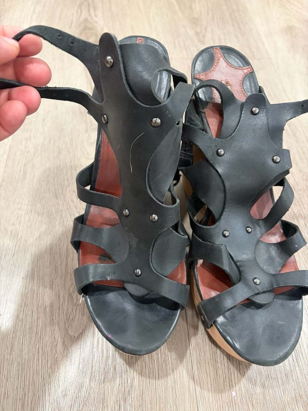 Max Studio Black Leather Gladiator Wedge Sandals Size 9